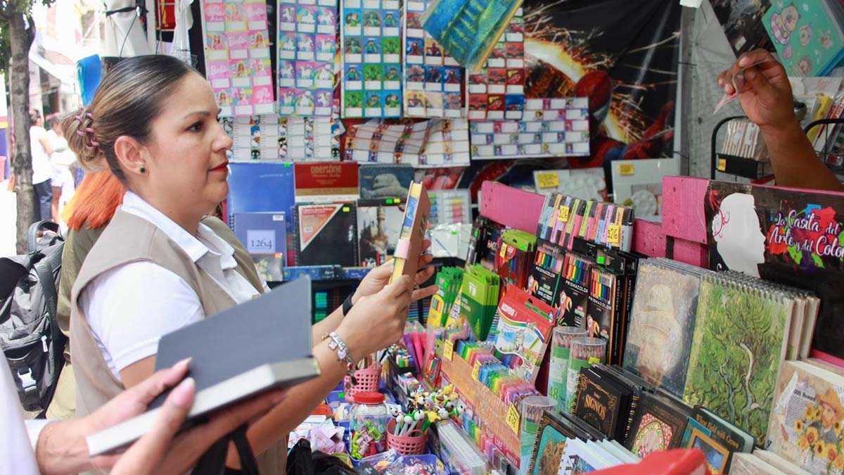 Papelerías de Tepic esperan repunte económico por regreso a clases