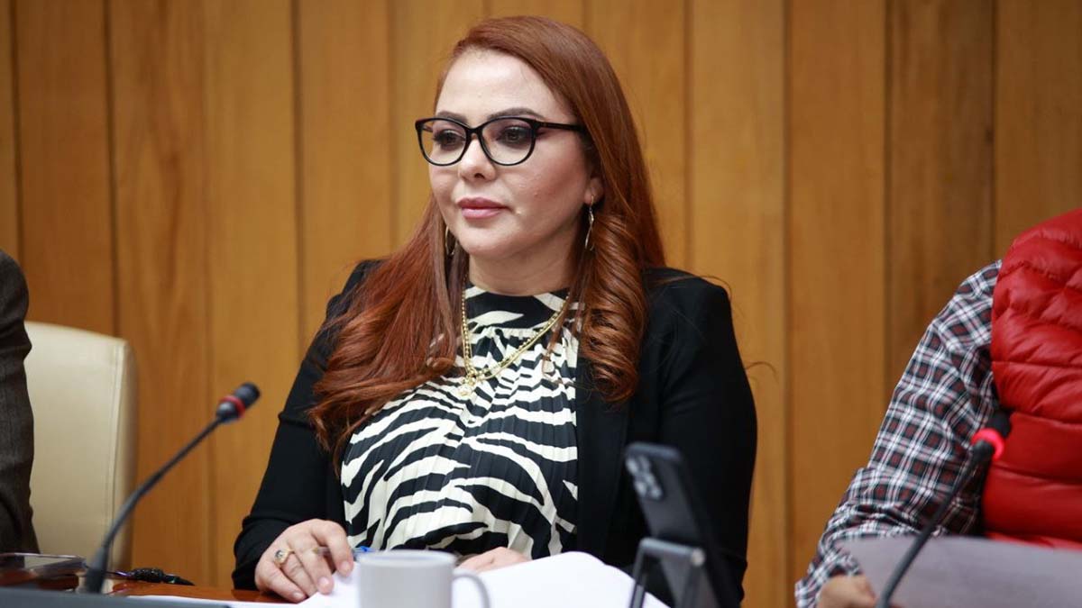 Denuncia Nataly Tizcareño abandono municipal en San Blas