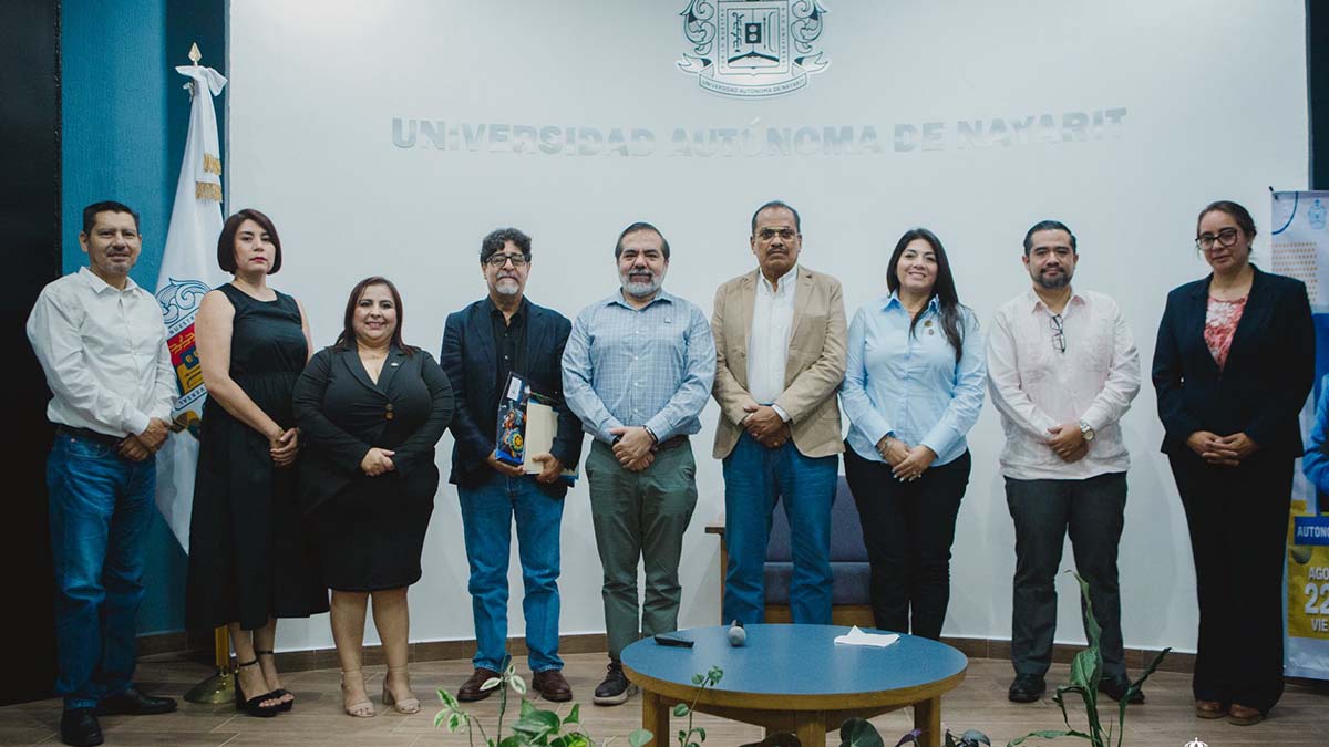 Debaten expertos sobre gobierno universitario en Nayarit