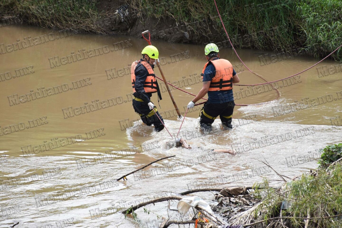 Adulto Mayor Encuentra Muerto en Río Mololoa, Tepic: Investigación Abierta
