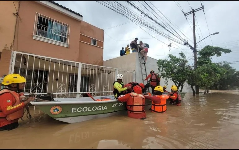 Bahía de Banderas lanza campaña de acopio tras inundaciones en municipios vecinos